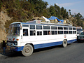 Nepalilainen bussi Pokharaan